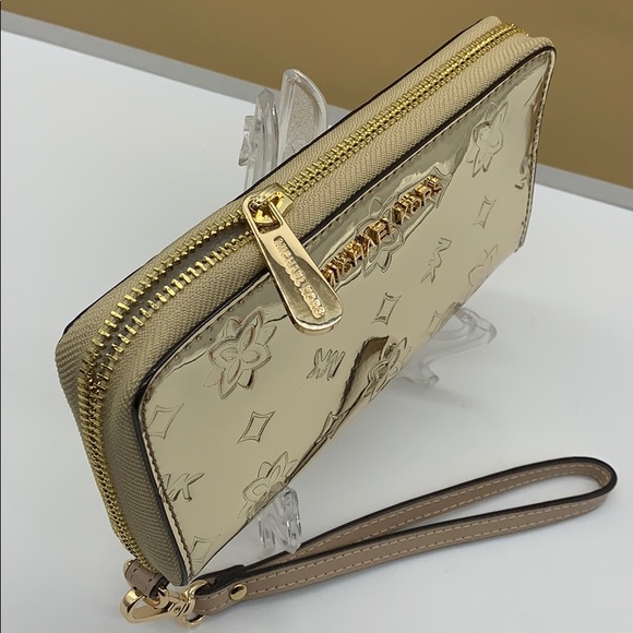 MICHAEL KORS JET SET TRAVEL LG FLAT MF PHN CASE - Picture 7 of 16